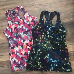 Bundle of 2 Womens workout Tanks size Small